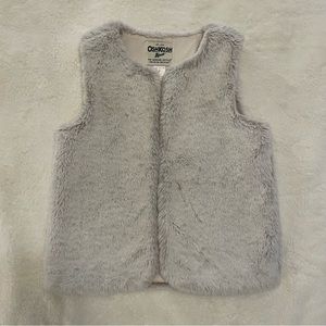Girls faux fur vest - size 7